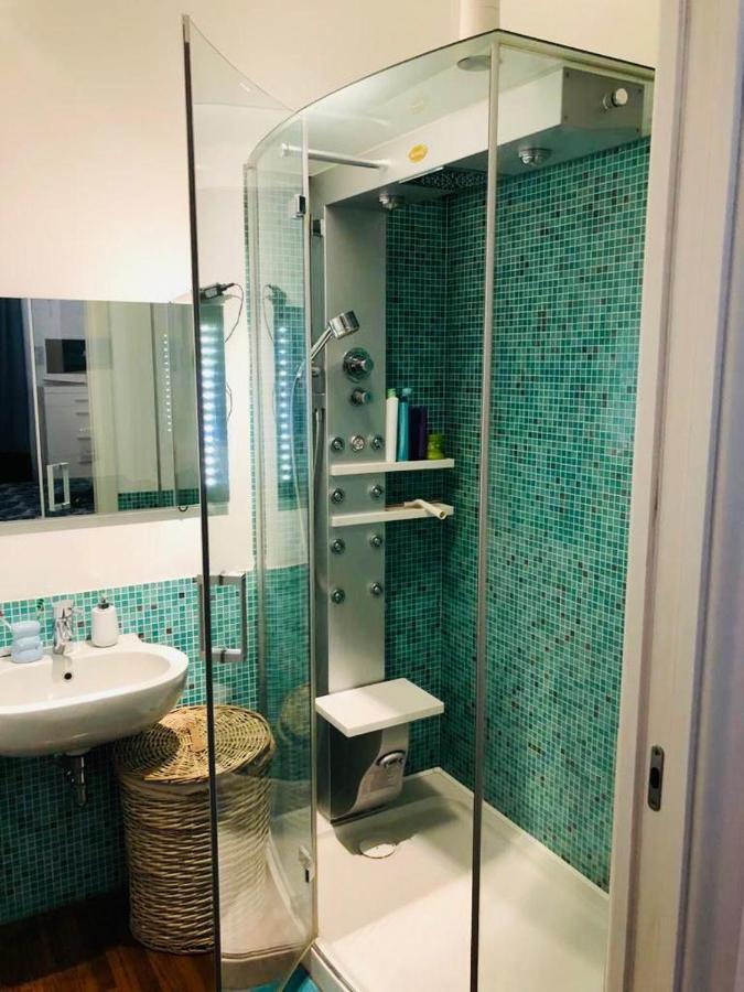 Portavenezia49 - Appartamento Milano Porta Venezia Con Jacuzzi Милано Екстериор снимка